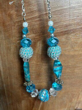 Turquoise Beaded Chunky Necklace